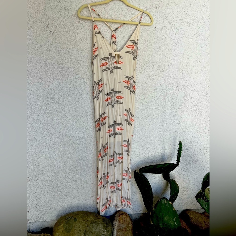 EUC Audrey 3+1 Size M Aztec Maxi Dress Flowy Pink/Gray/Cream